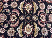 Load image into Gallery viewer, Traditional 6 x 9 Black Rug #20090
