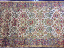 Load image into Gallery viewer, Traditional 3 x 10 Ivory Rug #10200