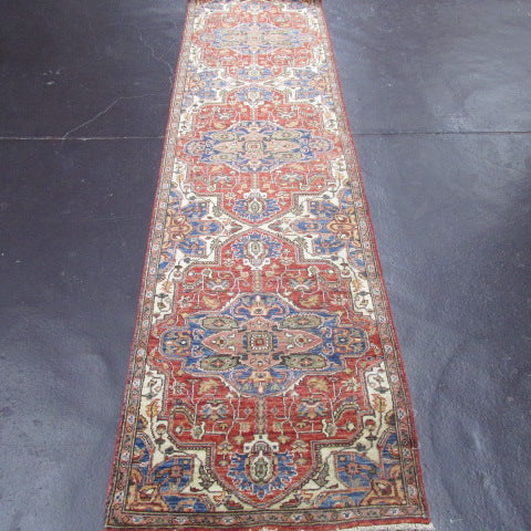 2'6 x 9'9 Pakistani Heriz  #75530