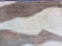 Load image into Gallery viewer, Contemporary 6 x 9 Beige Discount Rug #39140