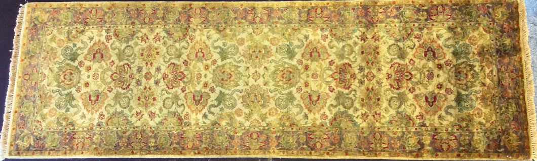 Traditional 3 x 10 Ivory Rug #10200