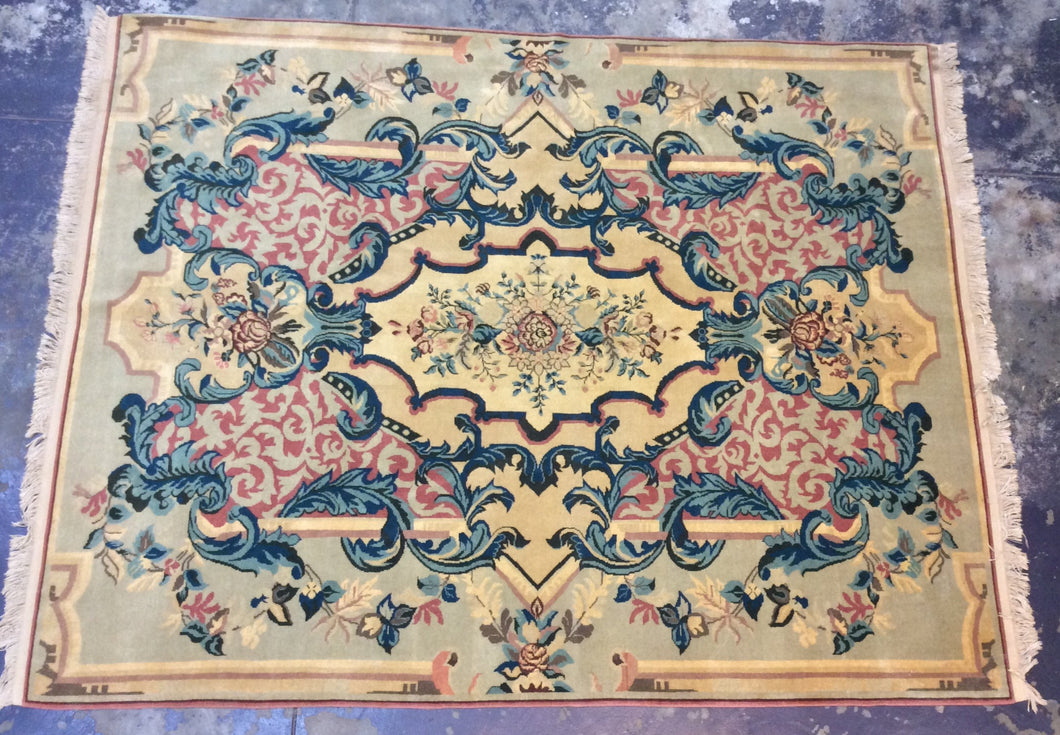 Traditional 8 x 10 Gold Rug #50991