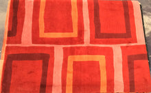 Load image into Gallery viewer, Contemporary 5 x 8 Red Rug #19420