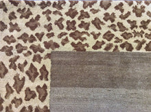 Load image into Gallery viewer, Contemporary 3 x 8 Brown Rug #11802